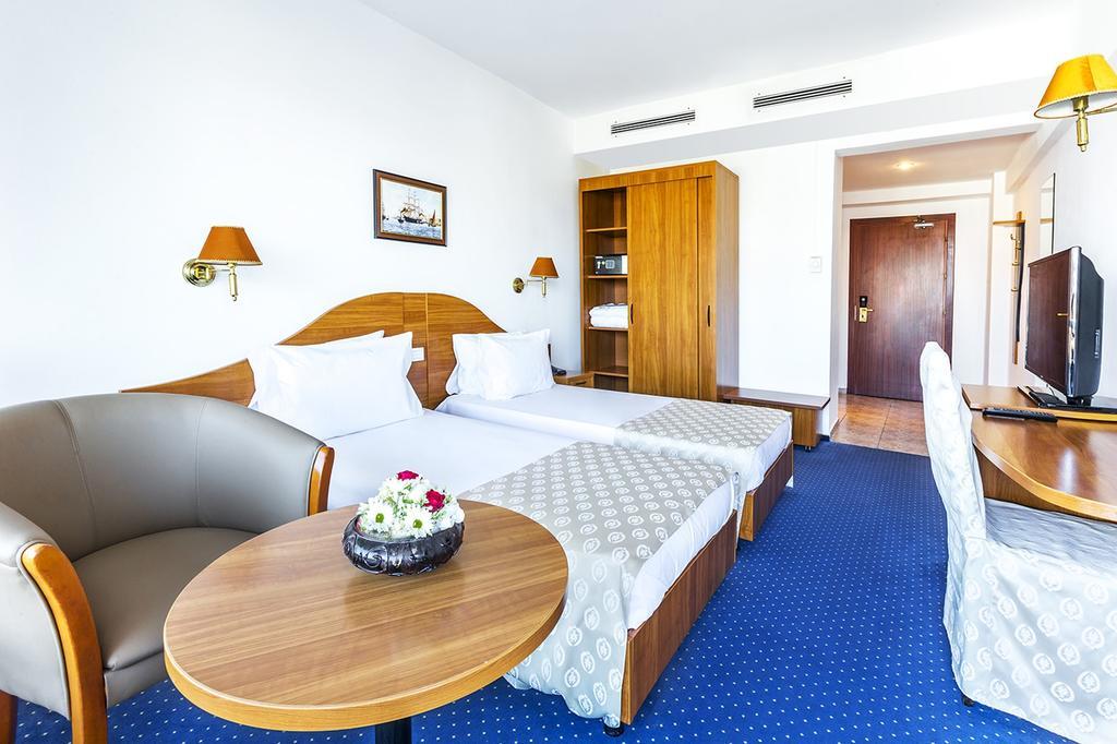 Savoy Hotel Mamaia Exterior foto